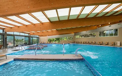 Balneario de Arnoia: Relajación y vino en el corazón de Ourense