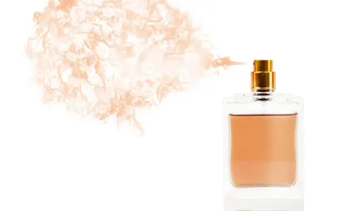 Perfumy 30 ml: na ile wystarczą? Poznaj triki na dłuższą trwałość