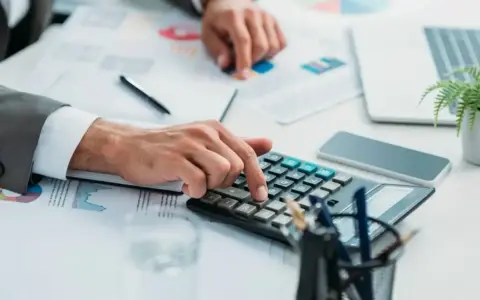 Jak wypełnić formularz IN-1 dla mieszkania? Uniknij błędów!