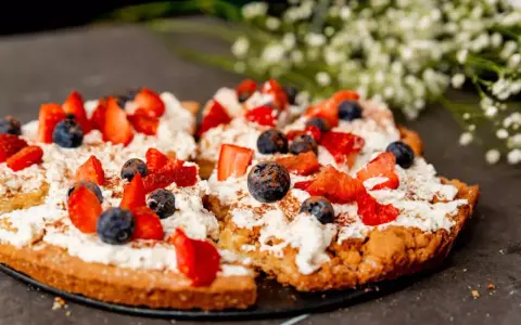 Dolci Veneziani: Guida ai Sapori Imperdibili e Pasticcerie Storiche