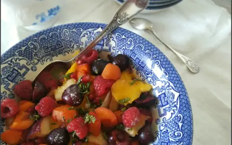 Maîtrisez la salade de fruits frais : astuces et recettes d'expert