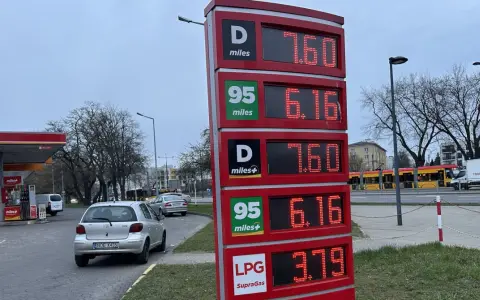 Cena paliwa za litr dzisiaj: Diesel 7,60 zł, benzyna 95 6,16 zł, LPG 3,79 zł.