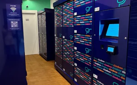 Deposito Bagagli Napoli Porto: Trova il Tuo Ideale, Senza Stress