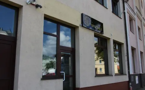 Gdzie zjeść w Oleśnicy? Odkryj najlepsze restauracje i smaki