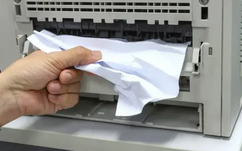 HP: Jak anulować drukowanie? Usuń zablokowane zadania krok po kroku!