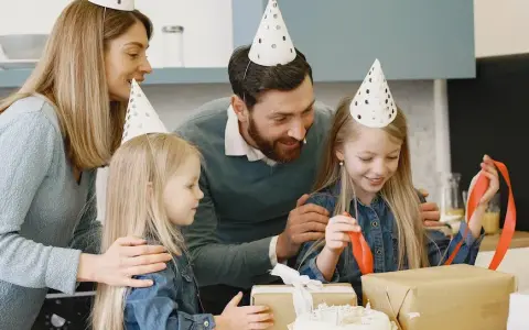 Jaki prezent dla 8 latka, który zachwyci i sprawi radość?