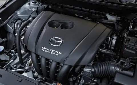 Mazda CX-5: Jaki silnik? Benzyna czy Diesel - uniknij błędów!