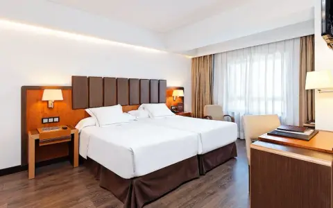 Hotel Claridge Madrid: ¿Tu hotel ideal en la capital? Guía experta.