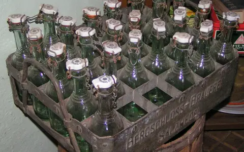 Ile piw w kracie? Standardowa skrzynka (20 butelek) i więcej