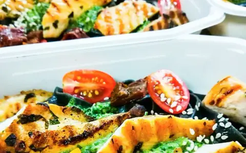 Catering: Co to jest? Rodzaje, zalety i wady Kompletny przewodnik