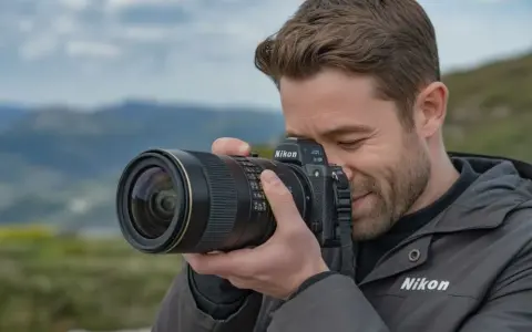 Pierwszy obiektyw Nikon: wybierz mądrze i rób lepsze zdjęcia!