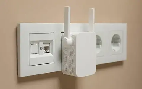 Jaki wzmacniacz WiFi do UPC? Najlepsze modele dla lepszego zasięgu