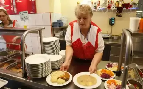 Co na obiad w Wrześni? Sprawdź najlepsze dania i lokale!