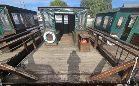 Müggelsee Floß mieten? Ihr Guide zu Floß und Los Friedrichshagen