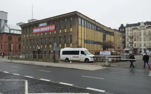 Drabas Katowice: Skąd odjeżdżają autobusy? Dworzec Sądowa 5 i trasy.