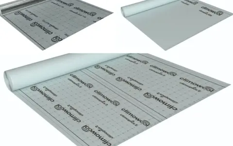 Rolki materiału budowlanego: paroizolacja z aluminium, paroizolacja biała i paroizolacja z nadrukiem.