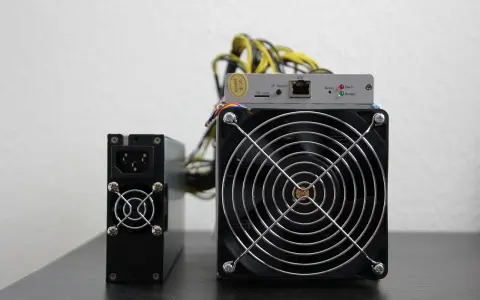 Koparka kryptowalut: Jak działa i czy nadal się opłaca?