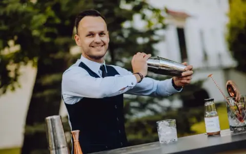 Barman na wesele: O co pytać? Kompletna checklista!