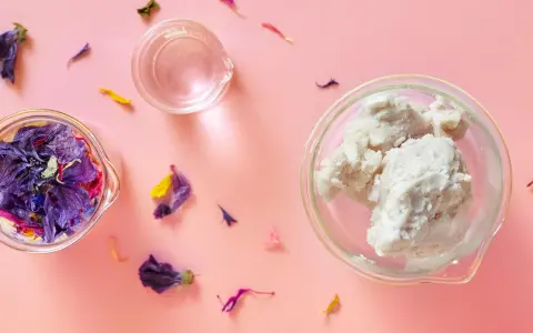 DIY Kosmetik: Kostenlose Rezepte für natürliche & sichere Pflege