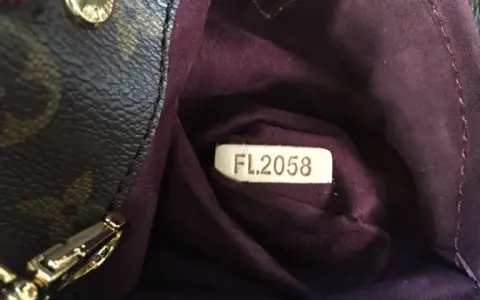 Gdzie kupić torebkę Louis Vuitton w Polsce i uniknąć podróbek