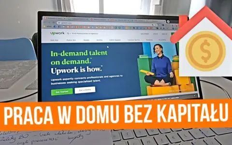 Ekran laptopa z otwartą stroną Upwork, platformą do zarabiania w domu. Ikona domu z monetą symbolizuje pracę zdalną bez kapitału.