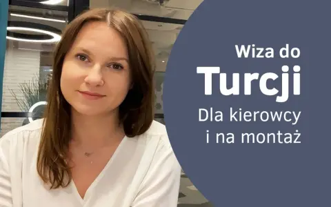Kobieta w białej bluzce na tle napisu "Wiza do Turcji".