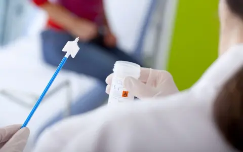 Co ile cytologia na NFZ? Sprawdź, jak często możesz badać się.