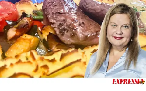 En kvinna ler bredvid en läcker plankstek med grönsaker och potatis, en klassisk rätt från Stockholm.
