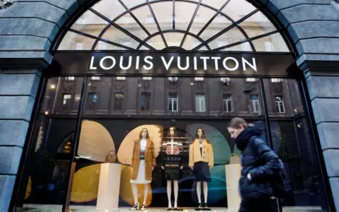 Louis Vuitton gdzie produkują – tajemnice produkcji i rzemiosła