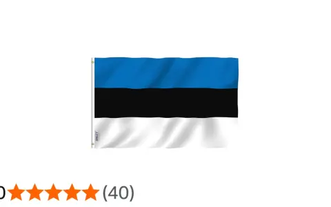 Flaga Estonii: niebieski, czarny i biały pasy. Symbolizuje niebo, ziemię i pokój.