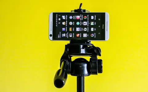 Jak ze starego telefonu zrobić monitoring i zwiększyć bezpieczeństwo domu