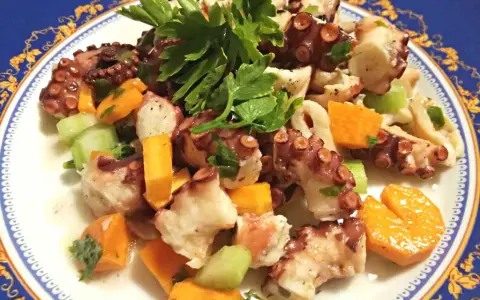 Insalata di Polpo Tenera: La Guida Definitiva (Senza Gommosità!)