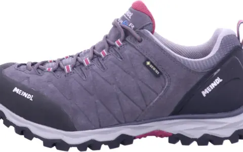 Grauer Meindl Mondello GTX Wanderschuh mit pinken Akzenten. Perfekt für den meindl mondello gtx test.