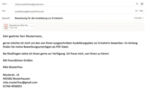 Bewerbung um einen Ausbildungsplatz zur Erzieherin. Mila Musterfrau bewirbt sich per E-Mail.