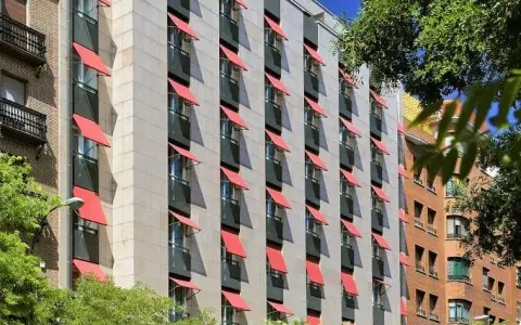 Hotel Vincci Soma: Conoce sus increíbles servicios y ubicación en Madrid