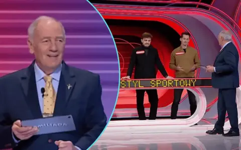 Prowadzący Familiady pyta uczestników, co mówimy, gdy czegoś nie usłyszymy. Na ekranie widać też napis "STYL SPORTOWY".