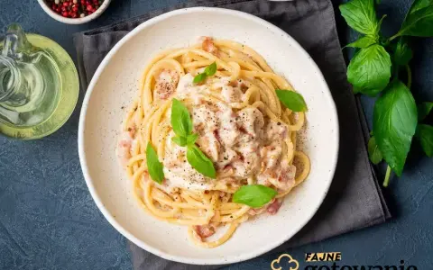 Spaghetti Carbonara z Mascarpone: Kremowy Przepis Bez Jajecznicy