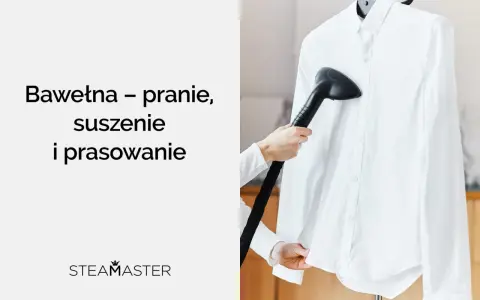 Biała bawełniana koszula prasowana parownicą. Dowiedz się, jak prać bawełnę, by wyglądała jak nowa.