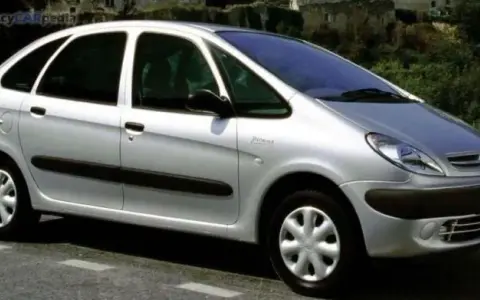 Xsara Picasso 2.0 HDI: Ile litrów baku? Zasięg i spalanie