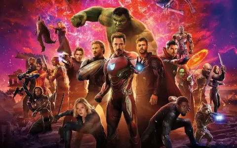 Gli Avengers, tra cui Iron Man, Thor e Hulk, si preparano alla battaglia. Un gruppo di supereroine Marvel è pronto a difendere l'universo.