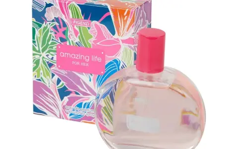 Flakon i pudełko perfum damskich odpowiedników "Amazing Life" od Figenzi. Kwiatowy wzór na opakowaniu.