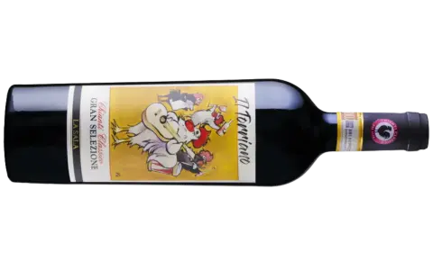 En flaska Chianti Classico Gran Selezione med en rolig etikett med tuppar som spelar musik. Perfekt vin till stifado!