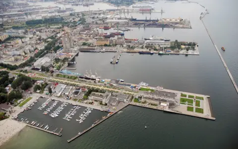 Gdynia Akwarium: Parking bez stresu? Pełny przewodnik!