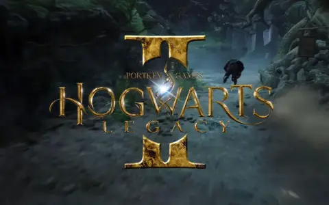 El logo de Hogwarts Legacy con un thestral corriendo en un bosque oscuro. ¿Será esto parte de un futuro hogwarts legacy dlc?