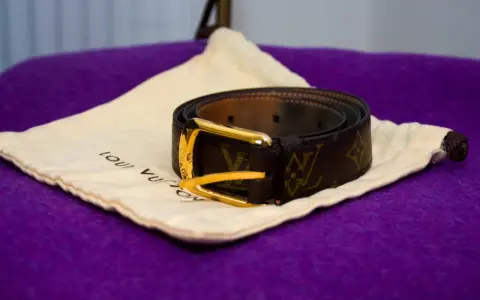 Pasek Louis Vuitton: gdzie kupić oryginał w Polsce i unikać podróbek?
