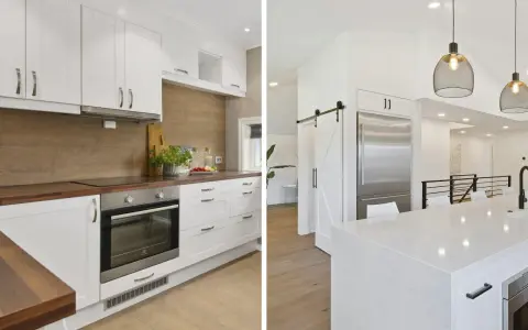 Cocina abierta con isla y barra, y cocina cerrada con electrodomésticos integrados y detalles en madera.