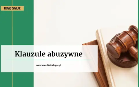 Prawo cywilne i klauzule abuzywne. Młotek sędziowski na księgach prawnych.
