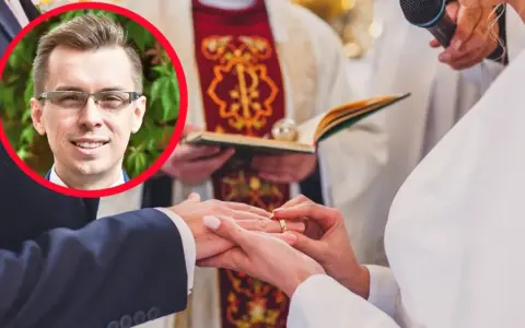 Mężczyzna w okularach w okręgu, obok ceremonii ślubnej. Rozważanie konsekwencji unieważnienia małżeństwa kościelnego.