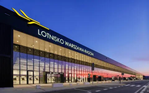 Lotnisko Warszawa-Radom: Czy jest czynne? Loty, kierunki, perspektywy