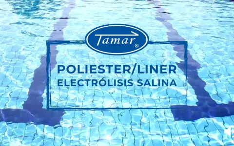 Liner de piscina de poliéster Tamar para electrólisis salina.